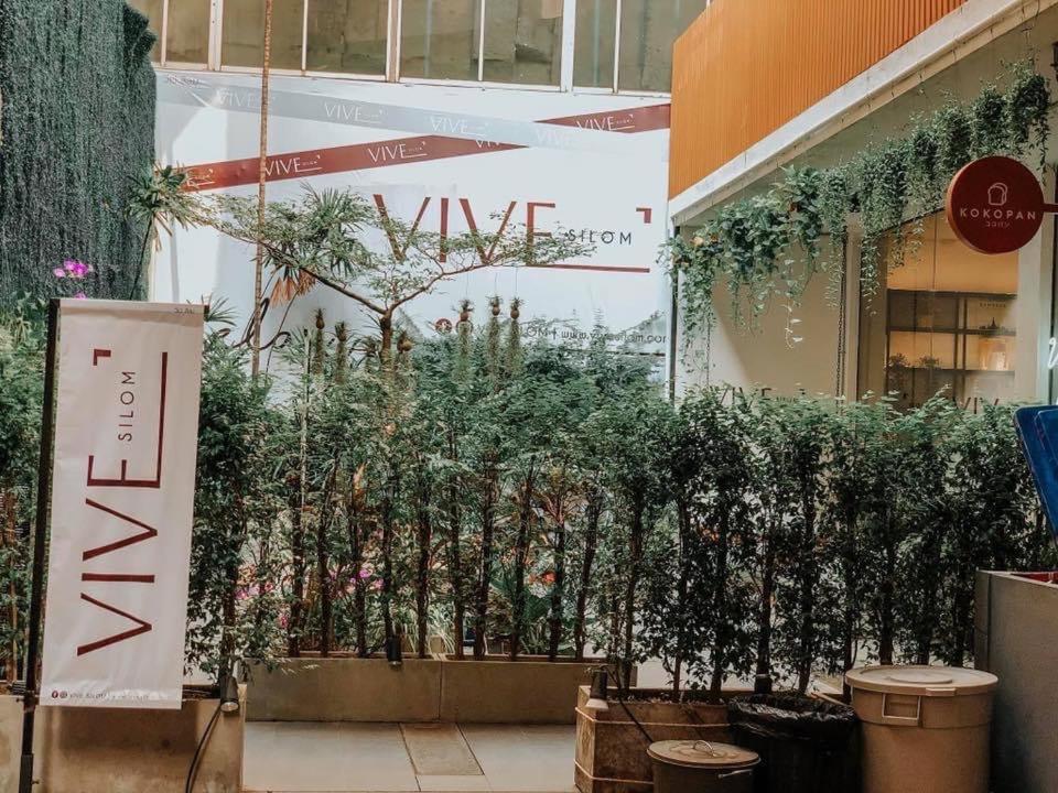 Vive Silom Hotel Bangkok Exterior photo