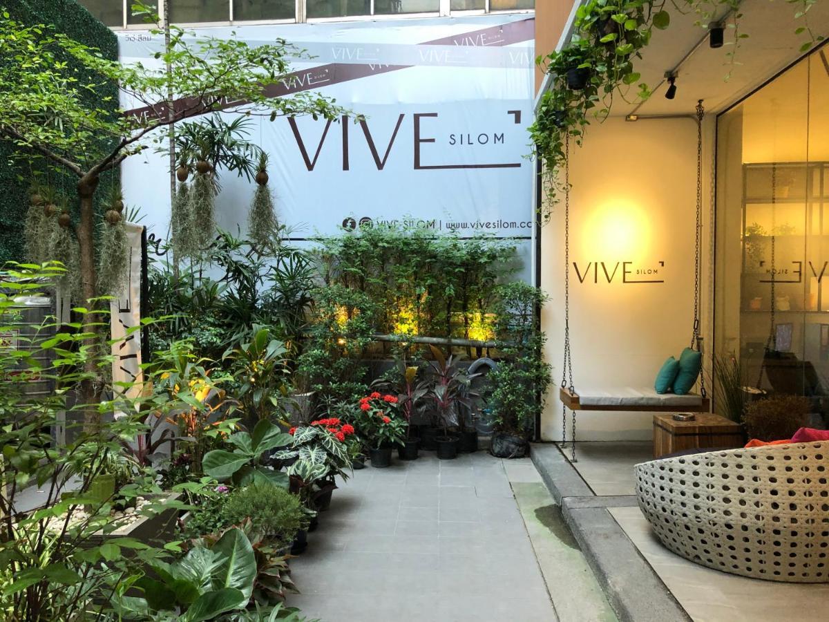 Vive Silom Hotel Bangkok Exterior photo